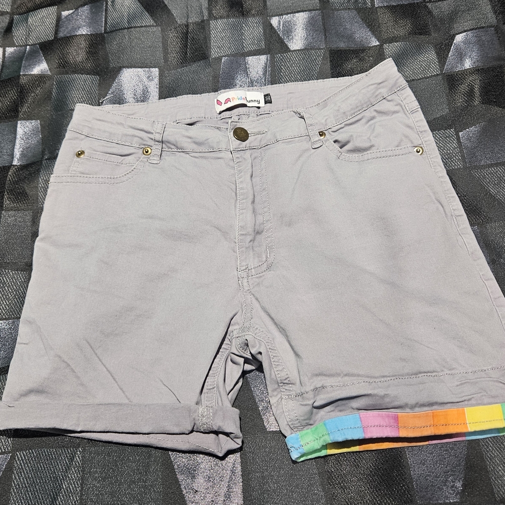 Stylish Gray Shorts with Rainbow Detail